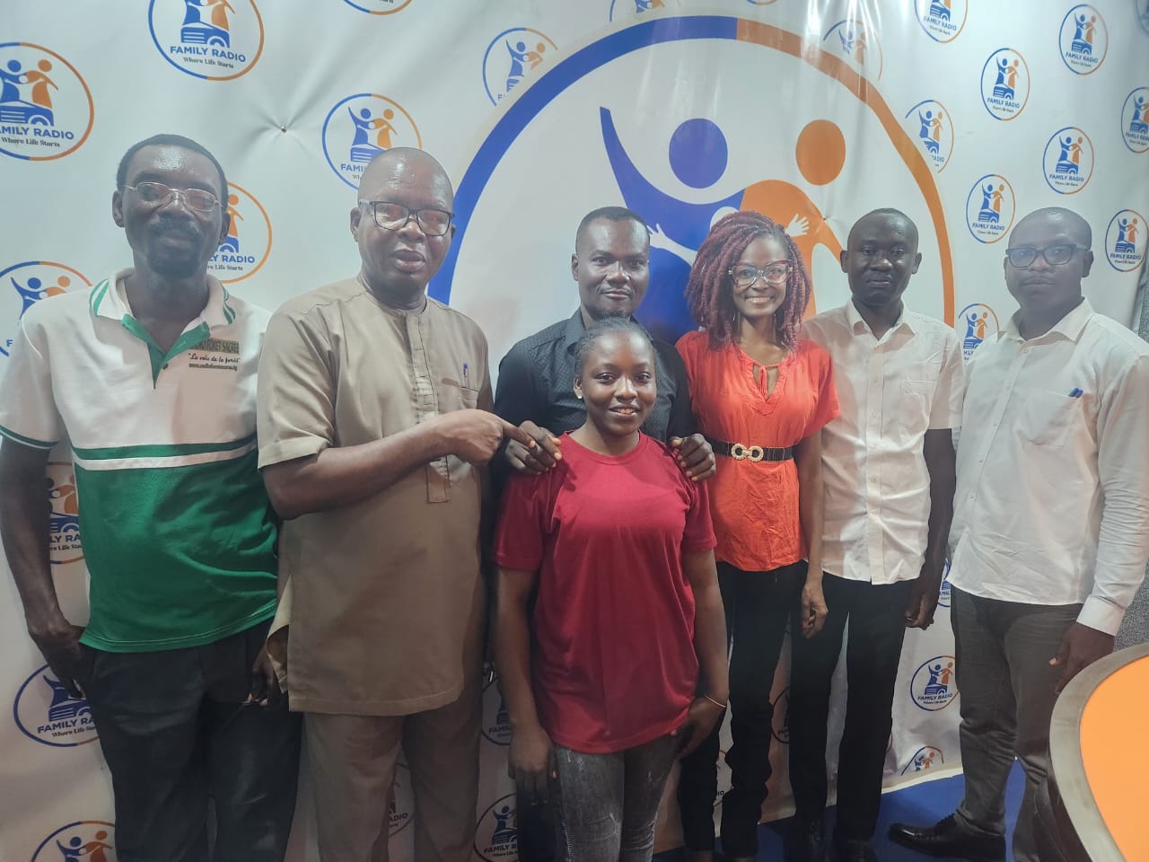 Togo/Renforcement des capacités : Les journalistes de Radio La Famille à l’ère de l’intelligence artificielle. post thumbnail image